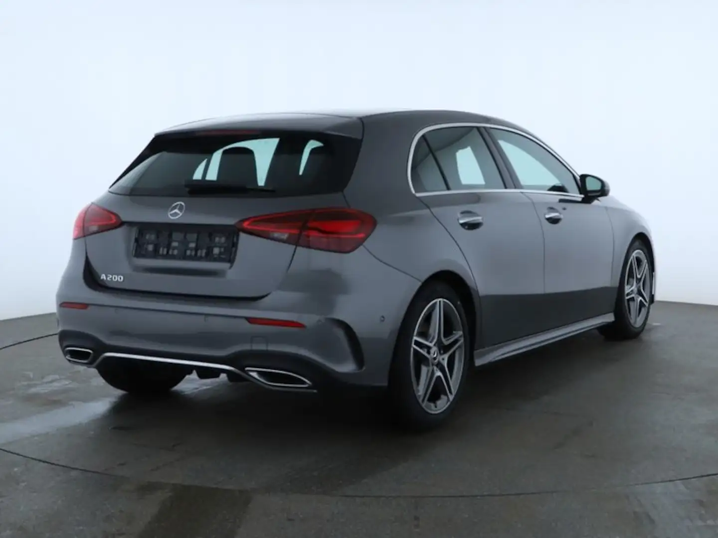 Mercedes-Benz A 200 AMG-Line*Panoramadach*R.-Kamera* Grau - 2