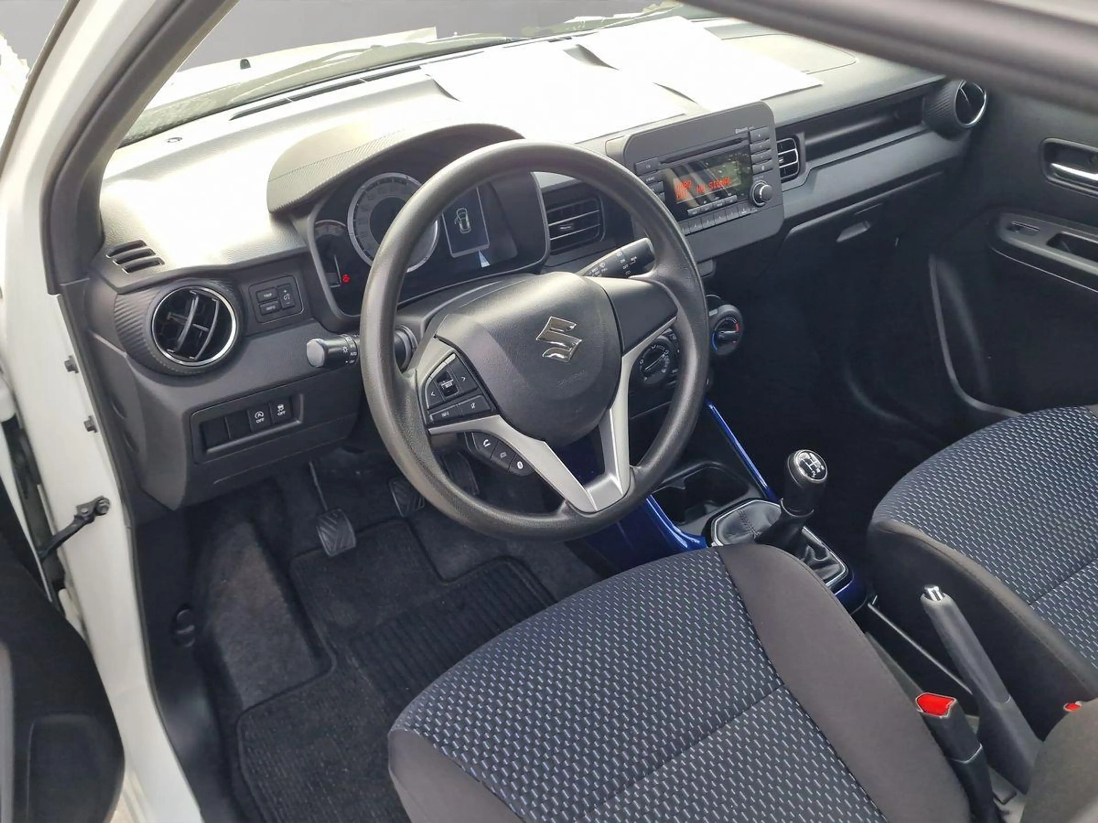 Suzuki Ignis 1.2 Hybrid Club — photo 12