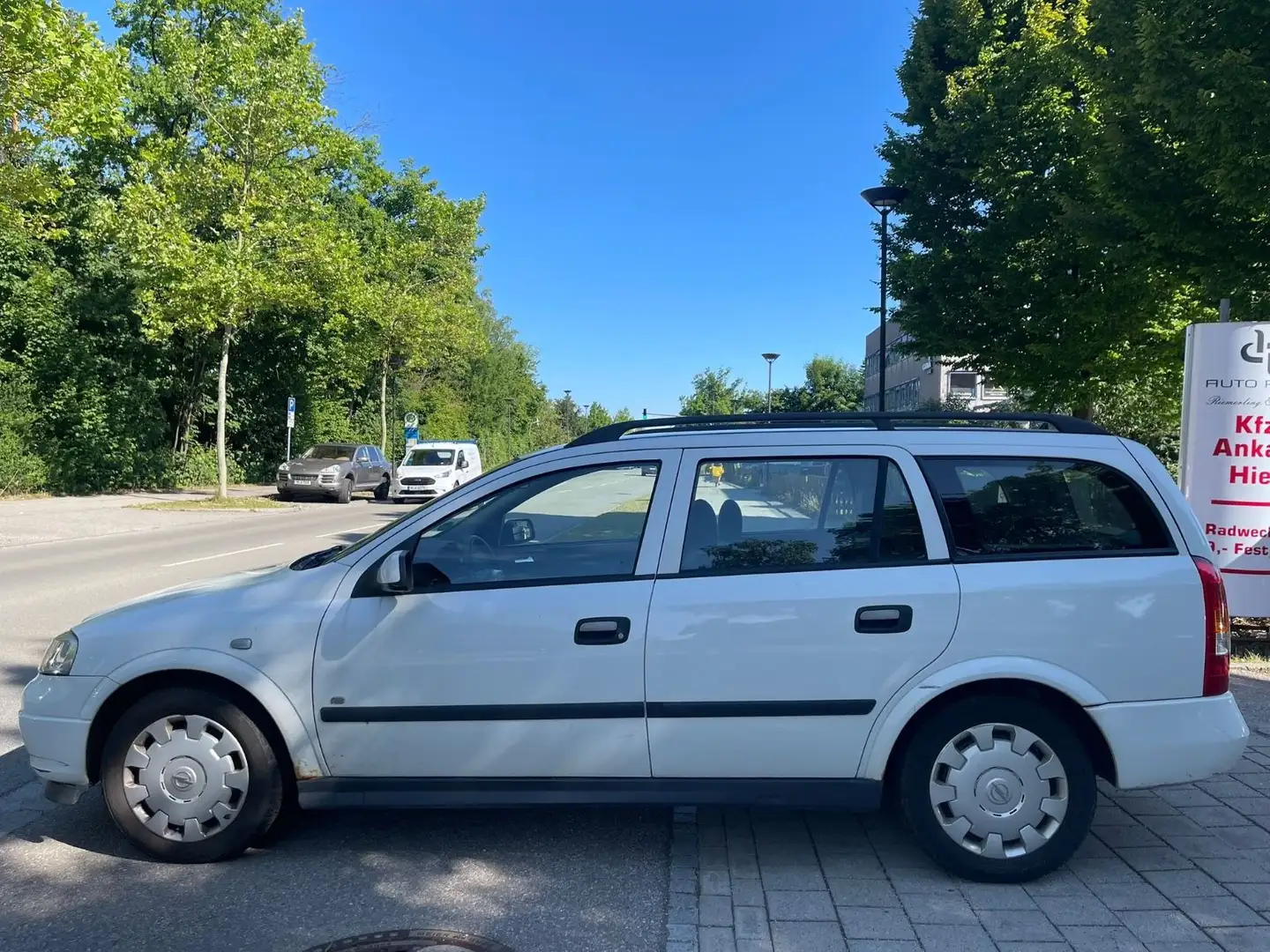 Opel Astra Caravan 1.4 Twinport Weiß - 2