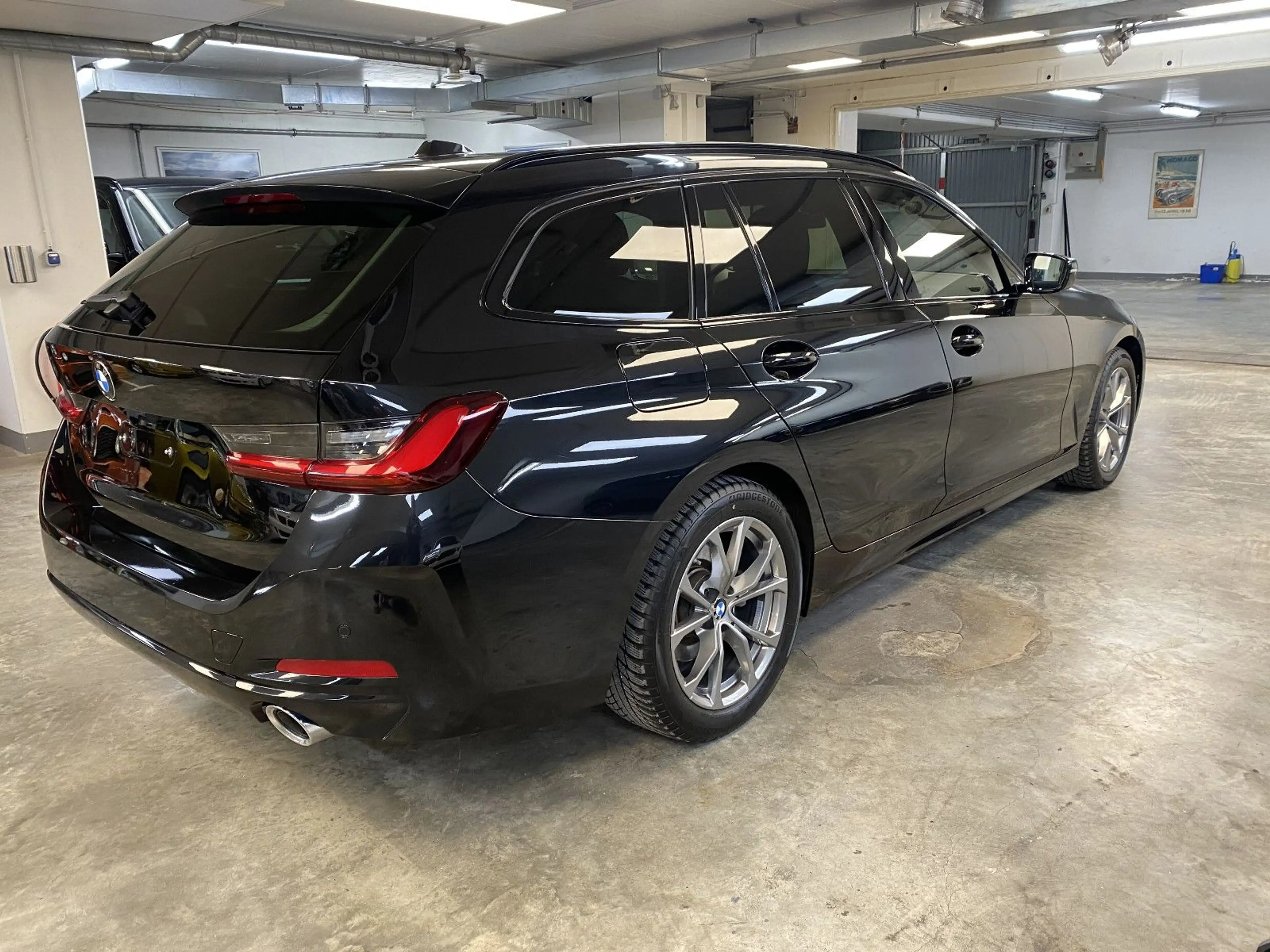 BMW 320 d Touring Behördenfahrzeug TOP ZUSTAND ! — photo 5