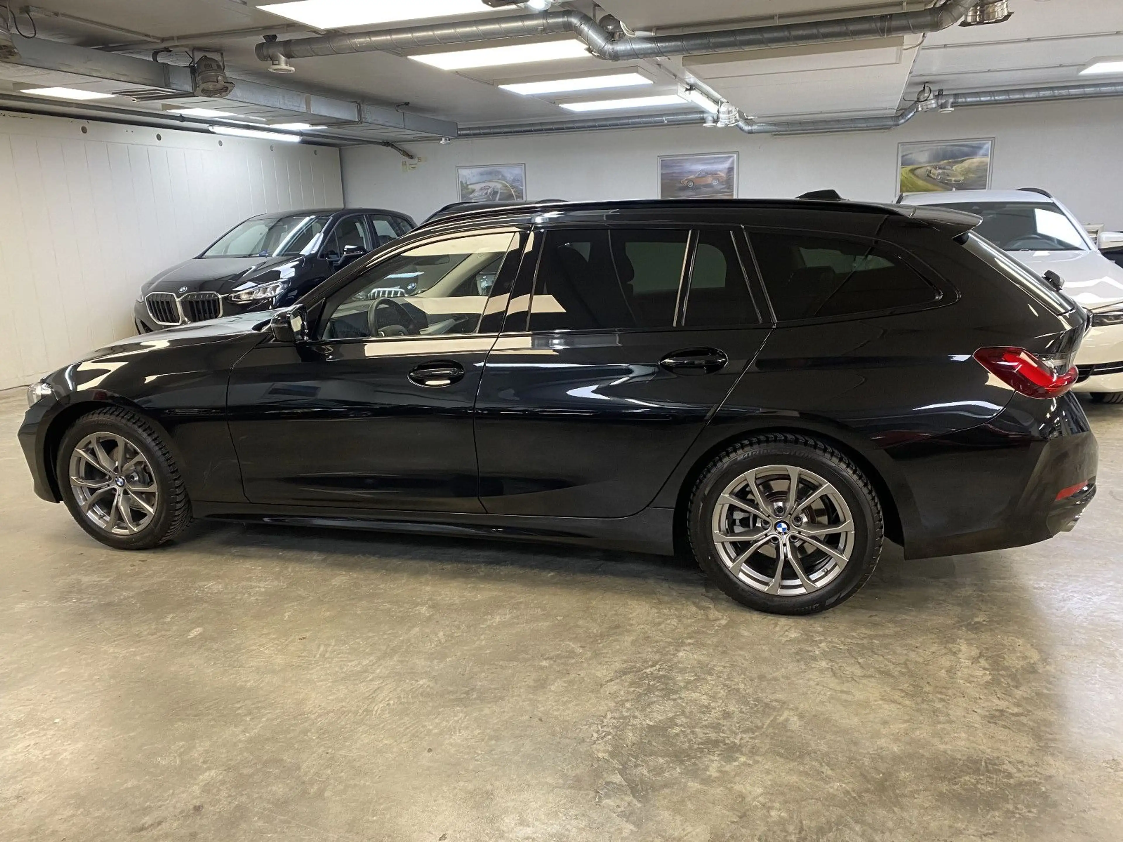 BMW 320 d Touring Behördenfahrzeug TOP ZUSTAND ! — photo 2