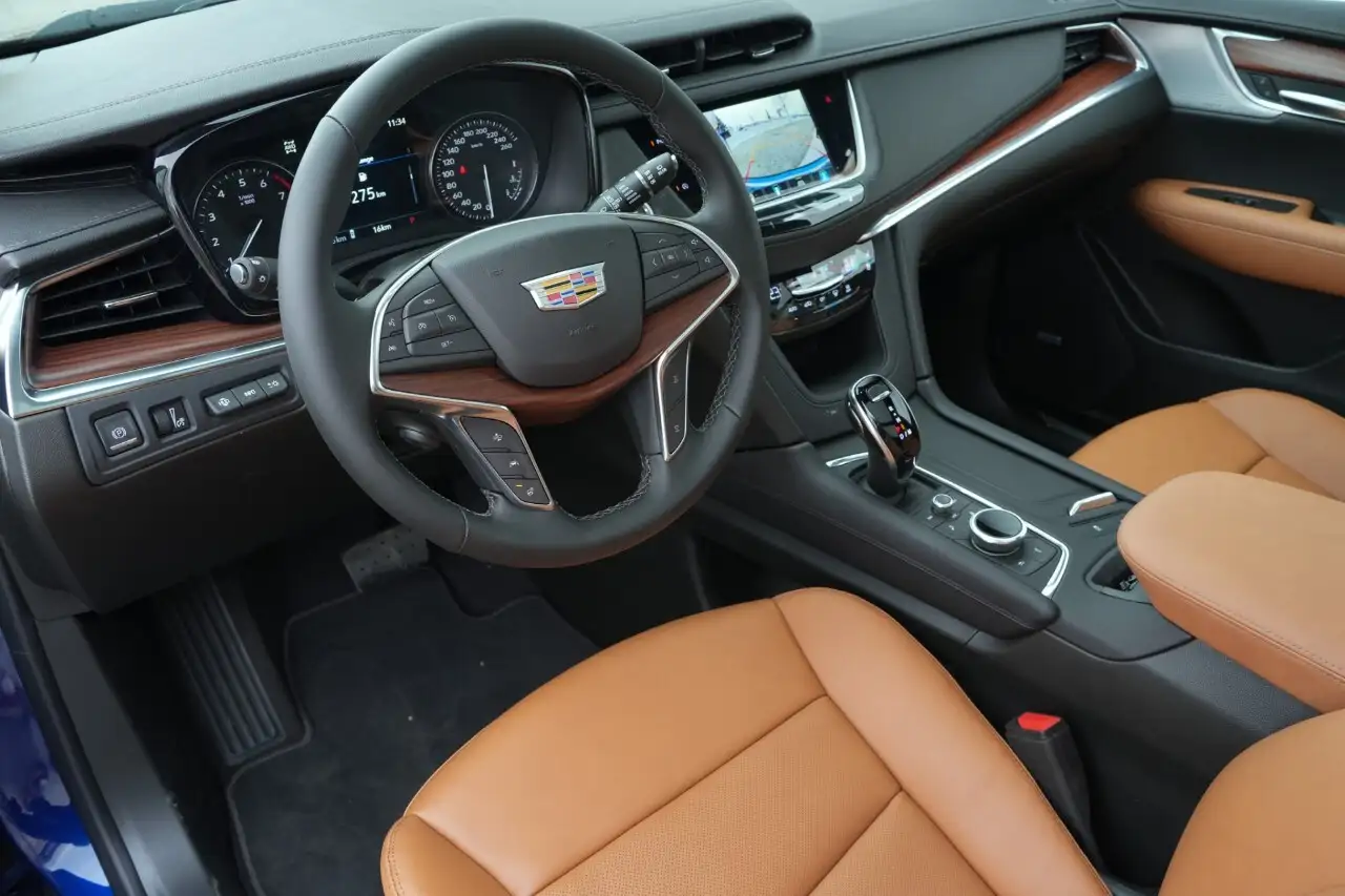 Cadillac XT5 photo Cadillac XT5