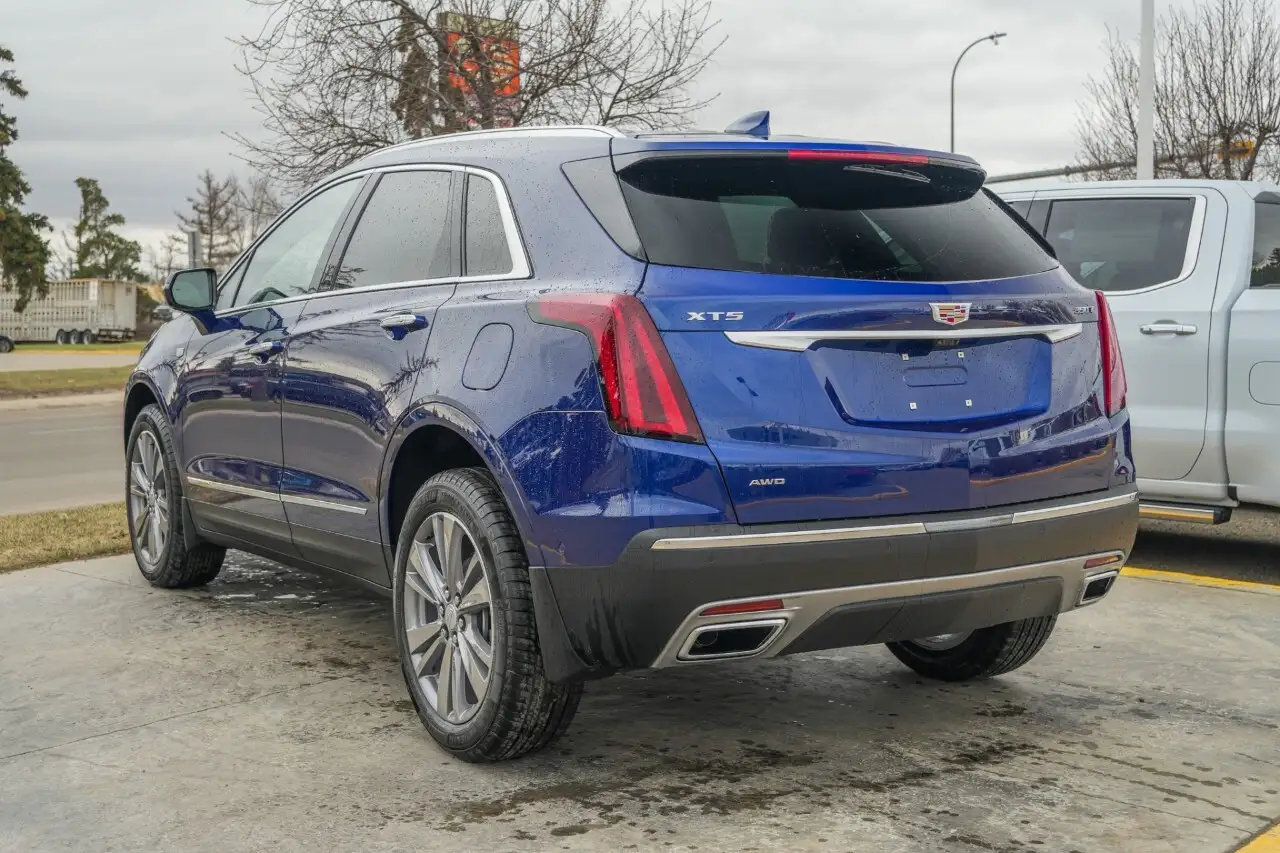 Cadillac XT5 photo Cadillac XT5