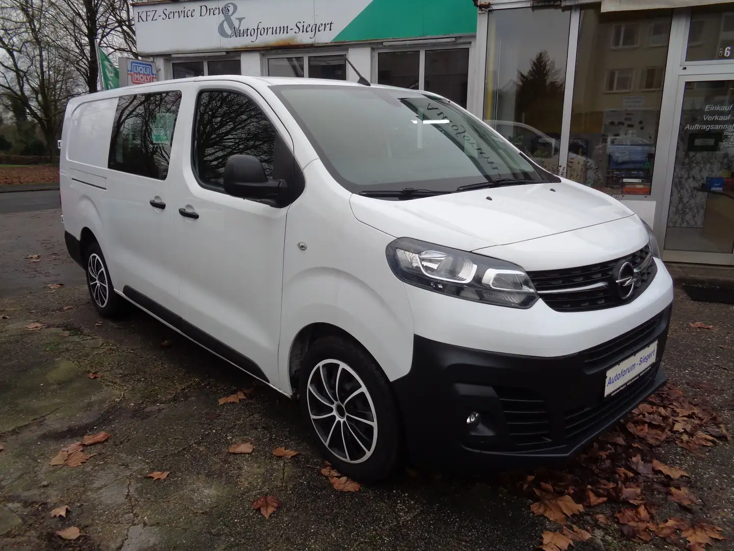Opel Vivaro Edition L3 Klima/Kamera/AHK/Multilenkrad Bianco - 2