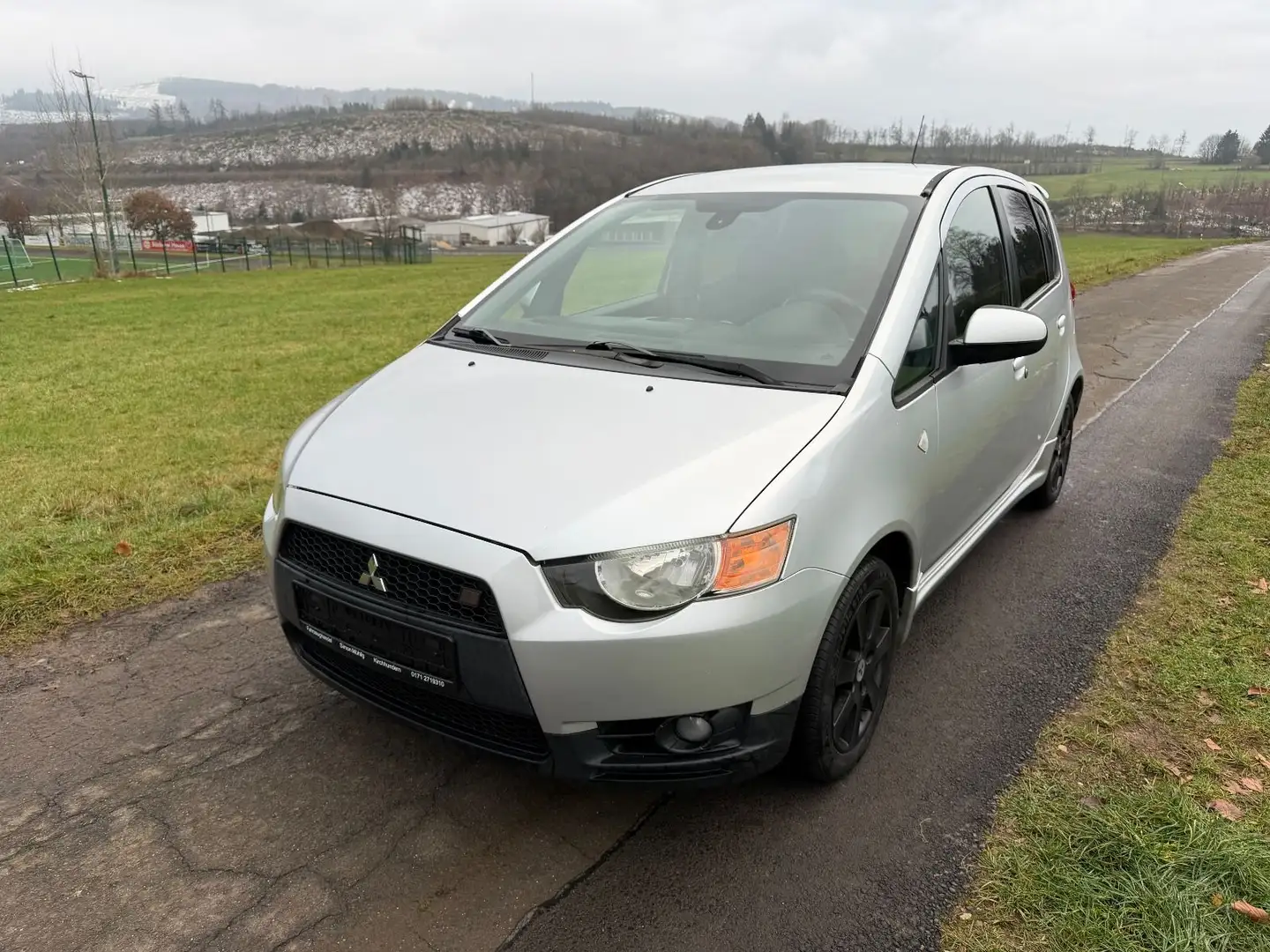 Mitsubishi Colt RALLIART Lim. 5-trg. 150ps Серебристый - 1
