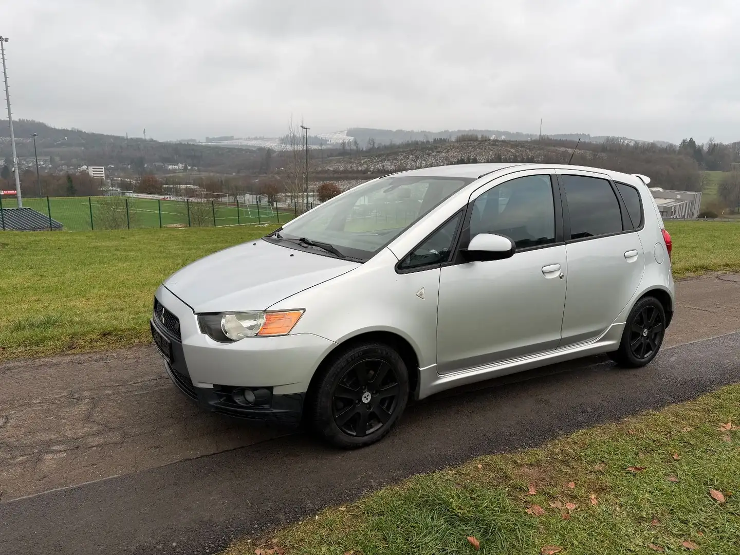 Mitsubishi Colt RALLIART Lim. 5-trg. 150ps Серебристый - 2