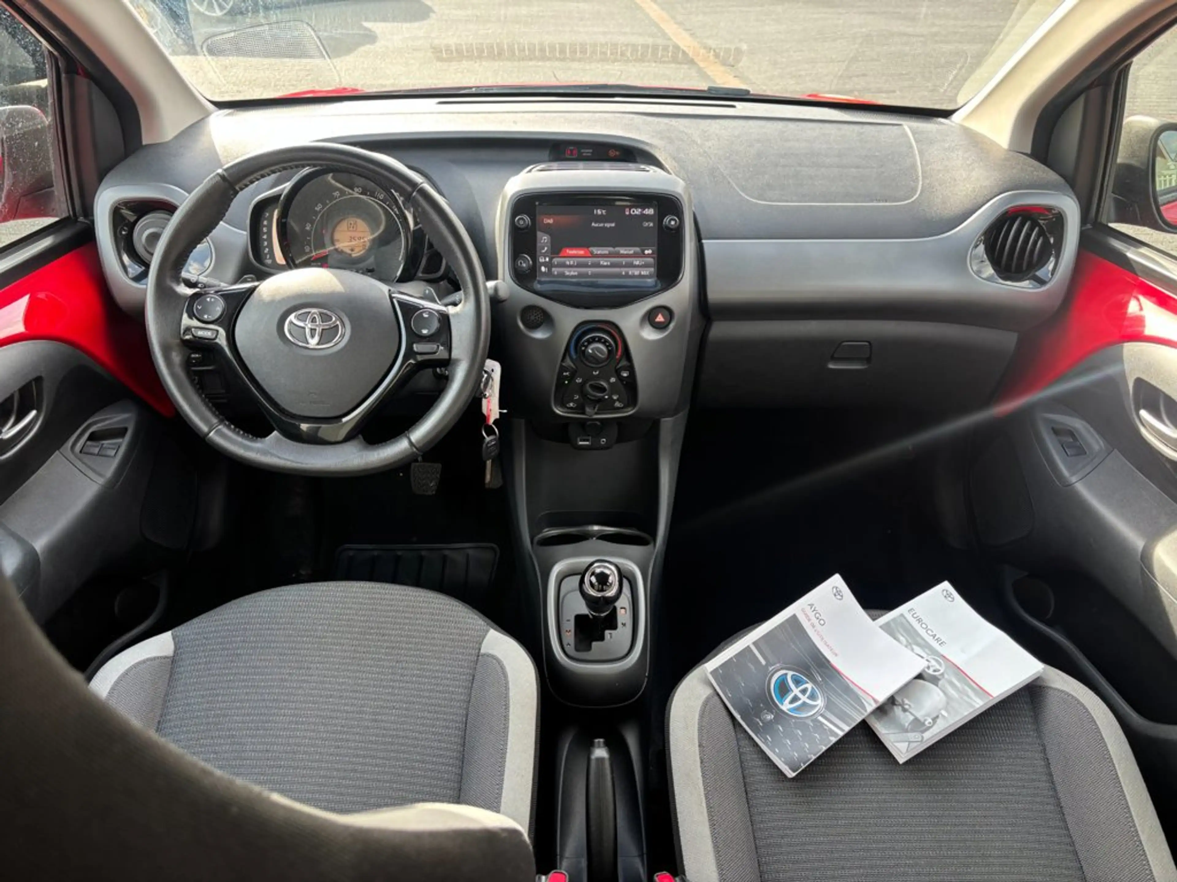 Toyota Aygo 1.0 VVT-i x-play automaat 35000 km !! airco — photo 7