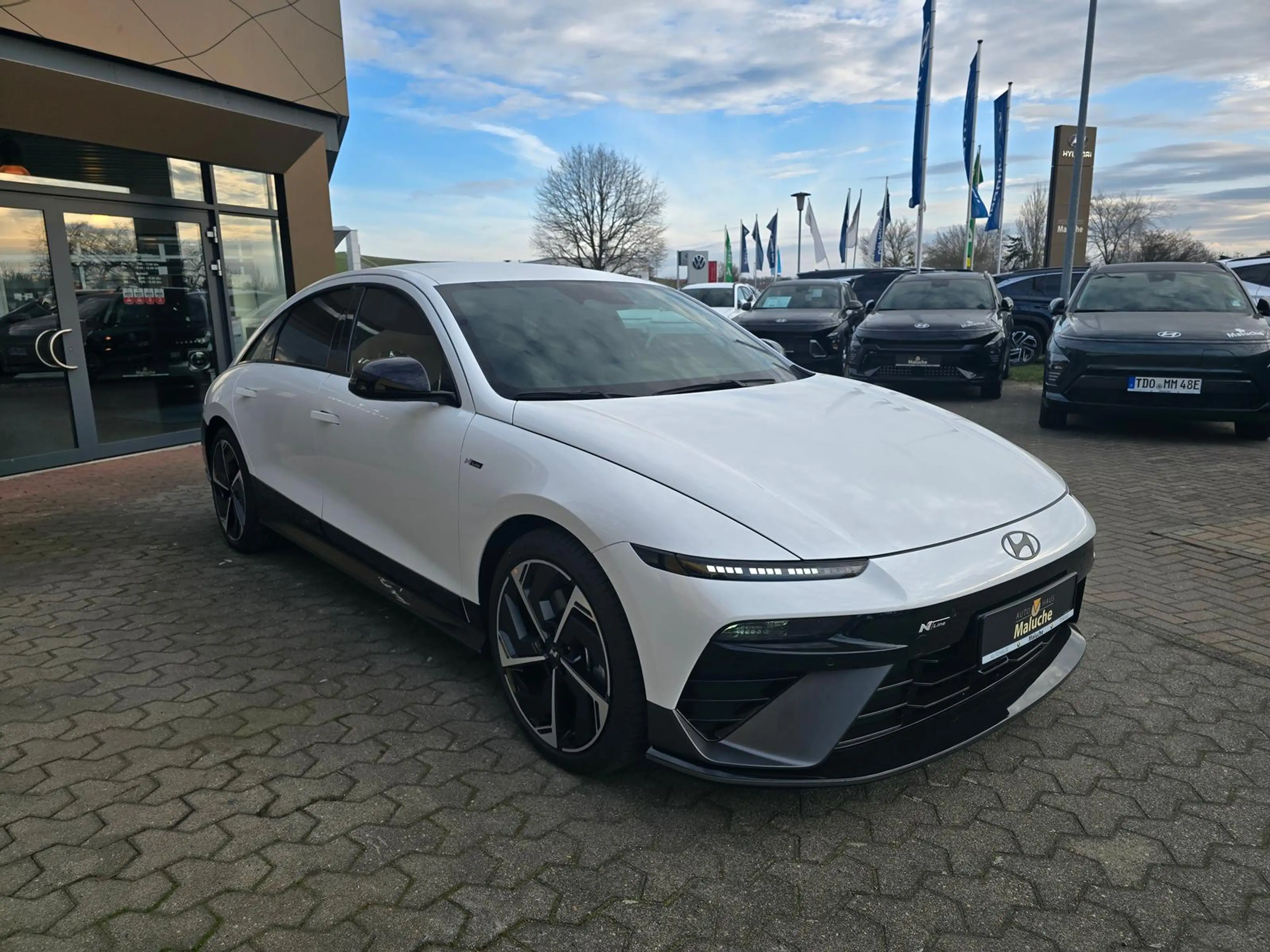 Hyundai IONIQ 6 N-Line 4WD 84kWh+elektr.Heckkl.+Matrix+ — photo 4