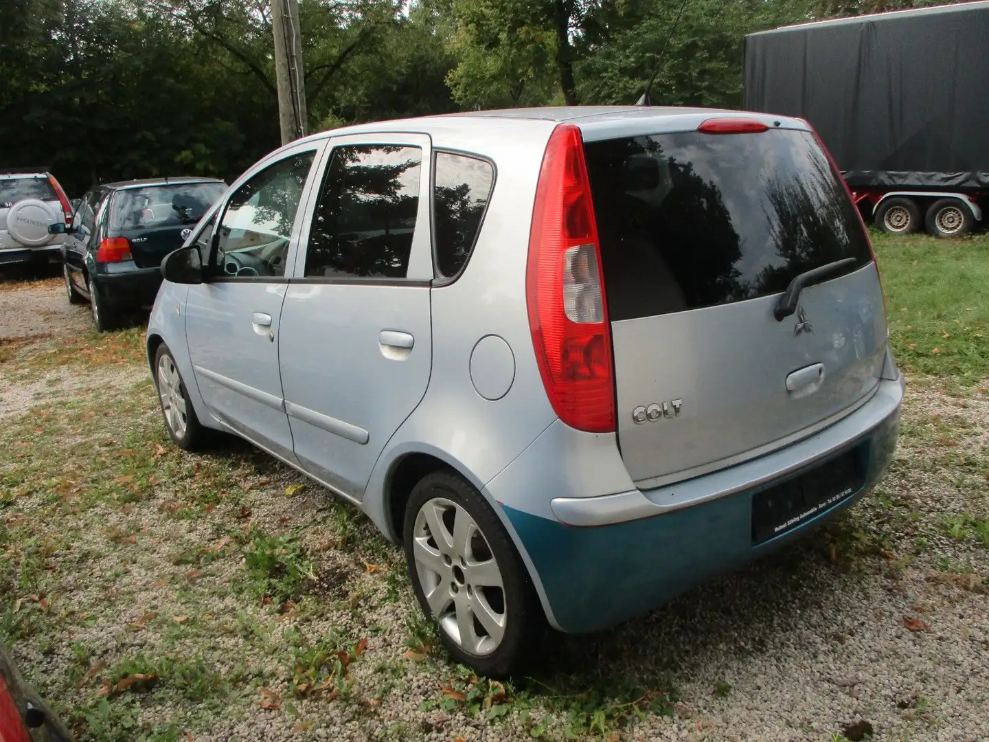 Mitsubishi Colt CZ3 Lim. 5-trg. 1.5 Instyle Blau - 2