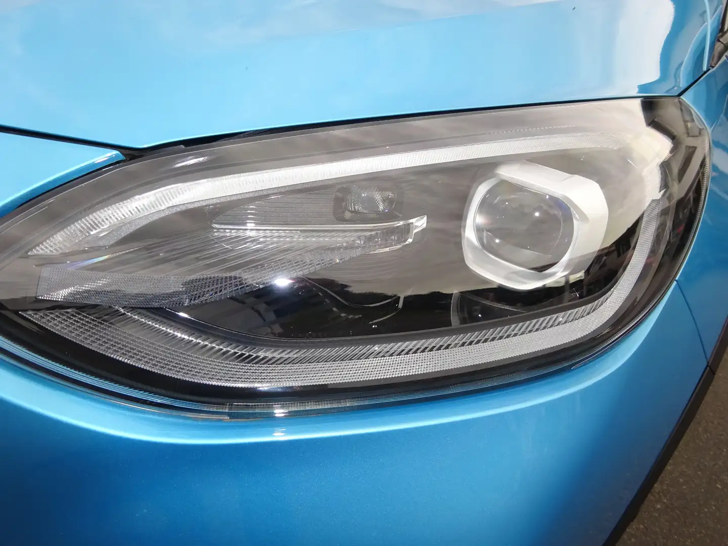 Ford Fiesta Active Vignale LED Navi Kamera ACC Schiebedach Blau - 2