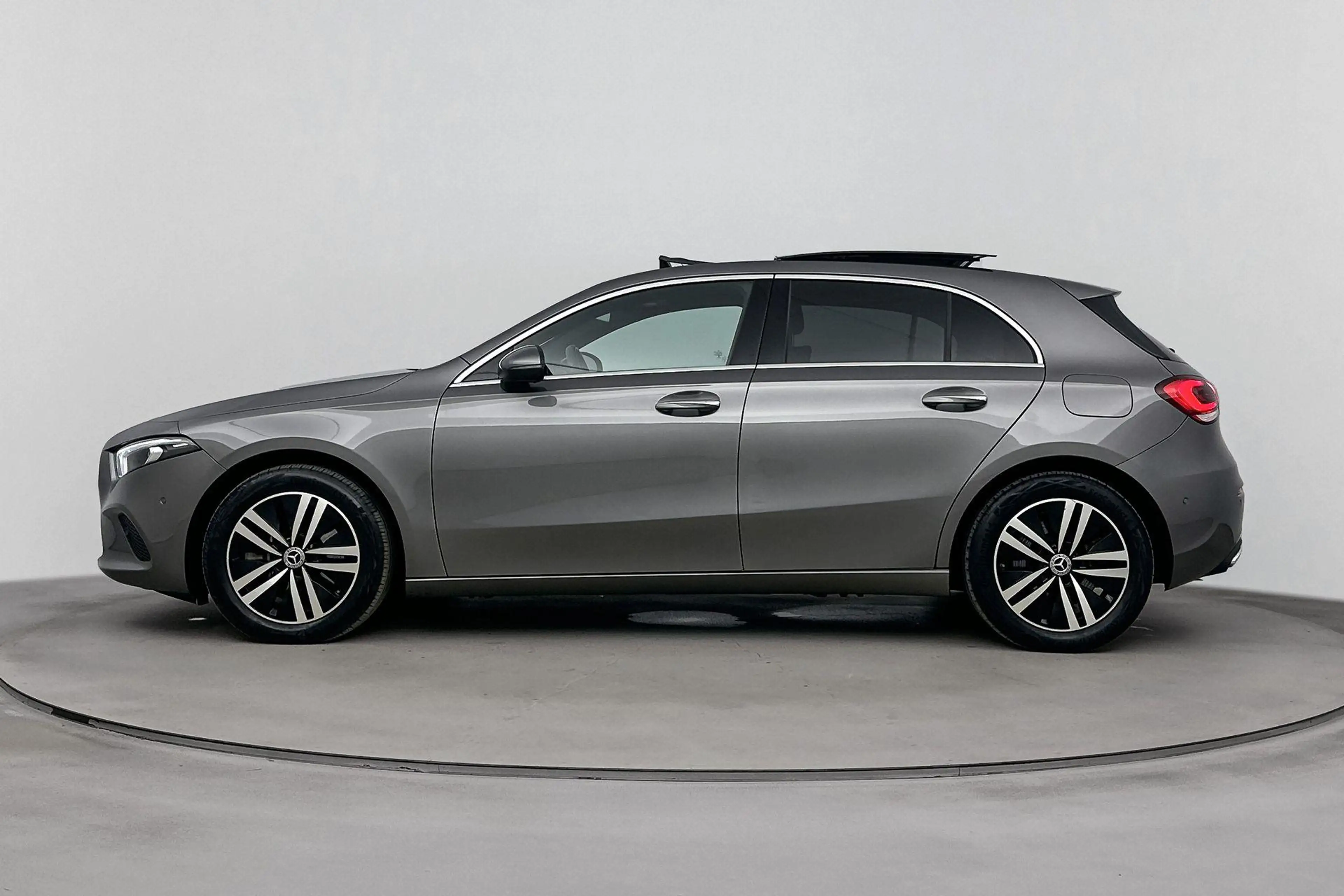 Mercedes-Benz A 250 A 250e Automaat Progressive Line | Premium Pakket — photo 6
