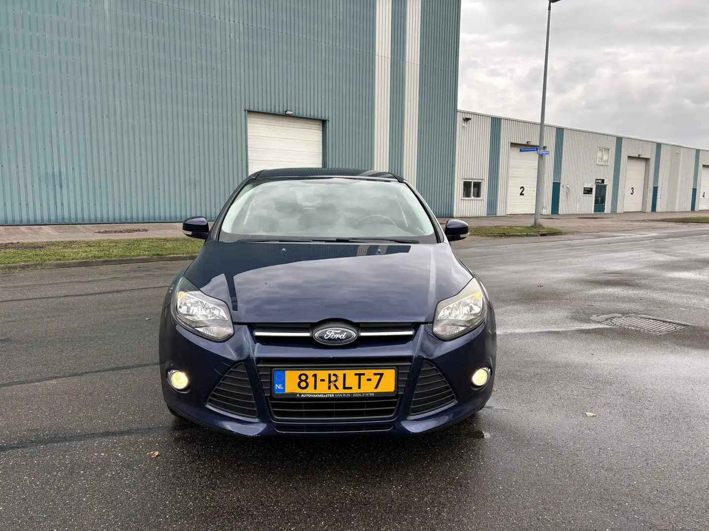 Ford Focus Wagon 1.6 TI-VCT Trend Sport 126 PK. Mooie en zeer Bleu - 2