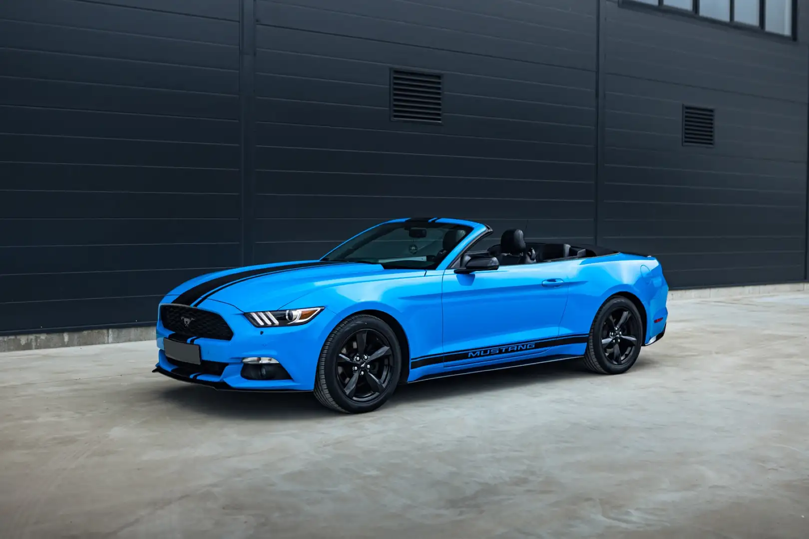 Ford Mustang Cabrio 2.3  EcoBoost/XENON/LEDER/AUT/PDC+KAMERA/18 Blue - 2