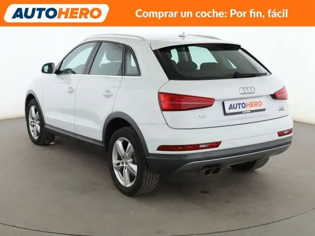 Audi Q3 view 4