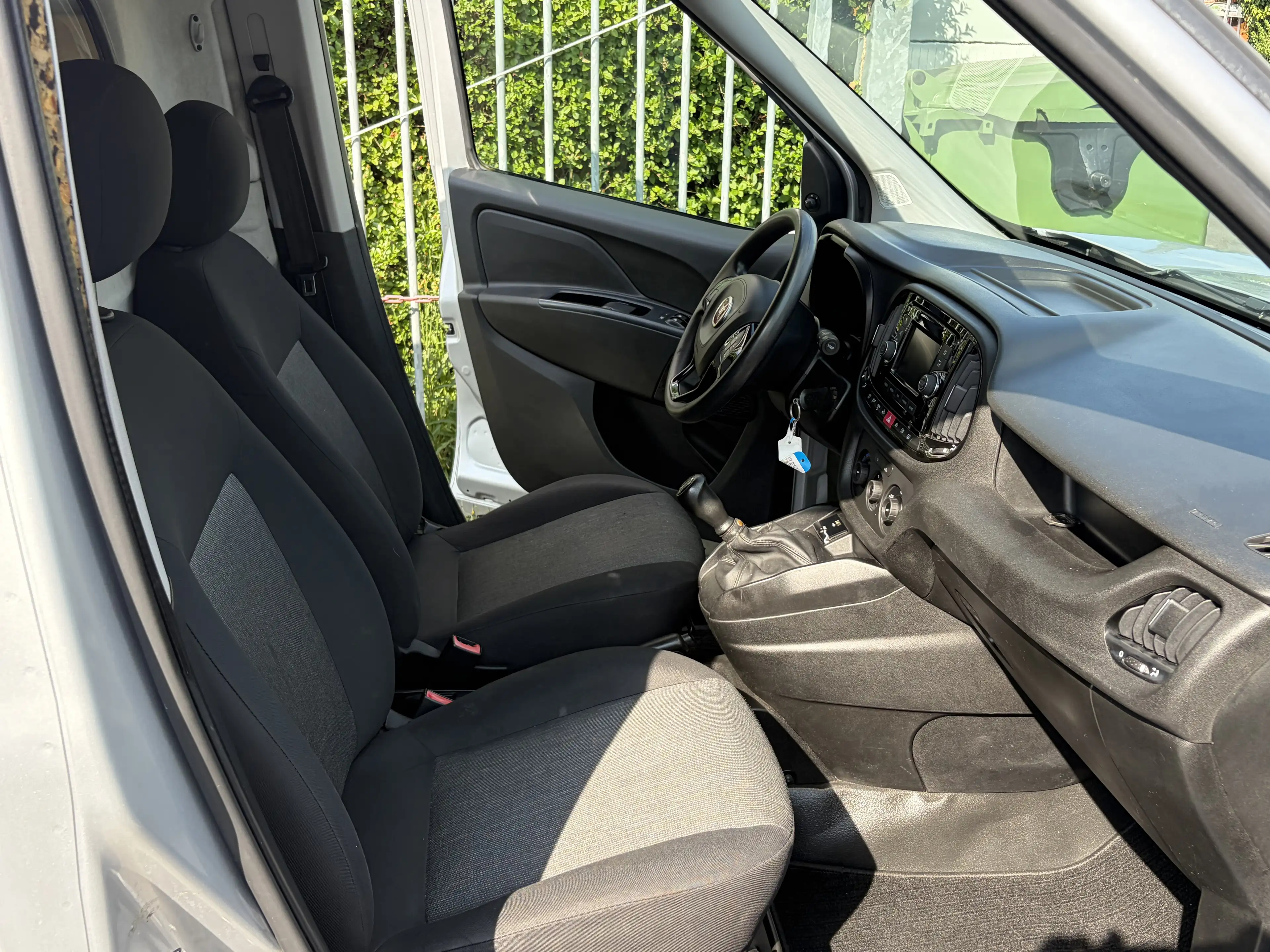 Fiat Doblo 1.3MTJ**UTILITAIRE**AIRCO/GPS/PDC/**GARANTIE** — photo 11