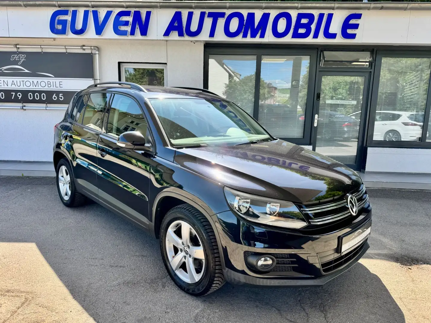 Volkswagen Tiguan 2.0 TDI Trend & Fun BMT Sitzheizung Klima Negro - 2