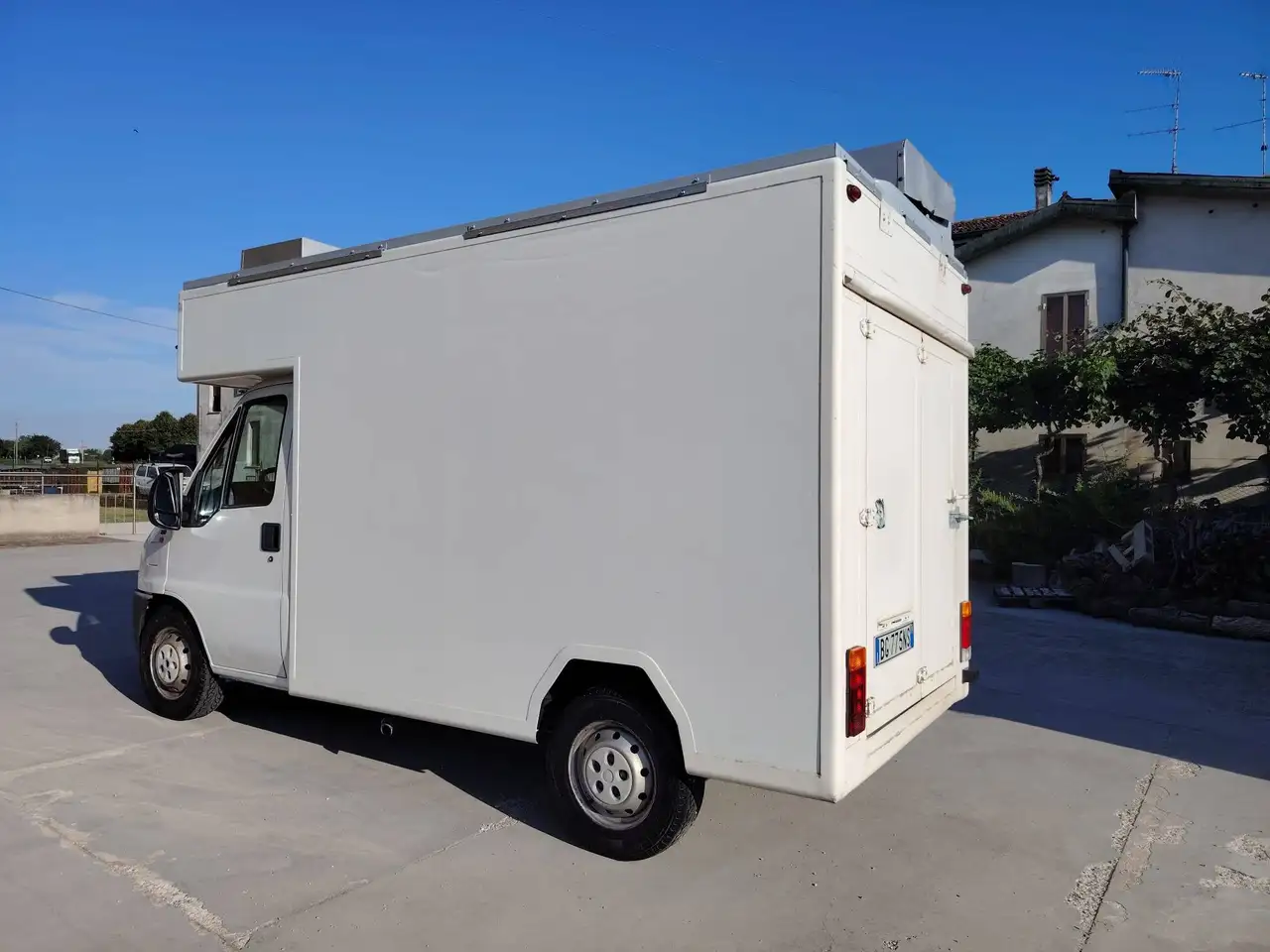 Fiat Ducato IMMATRICOLATO USO SPECIALE+ALLESTIMENTO DA MERCATO+TENDA ELETTRICA+MOLTISSIMI LAVORI ESEGUITI LEGGI DESCRIZIONE, foto 2
