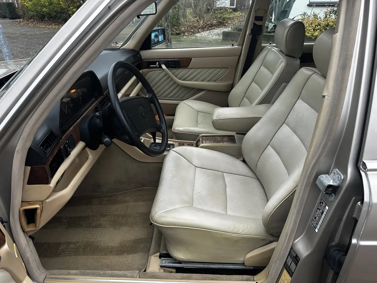 Mercedes-Benz S 560 SEL, foto 8