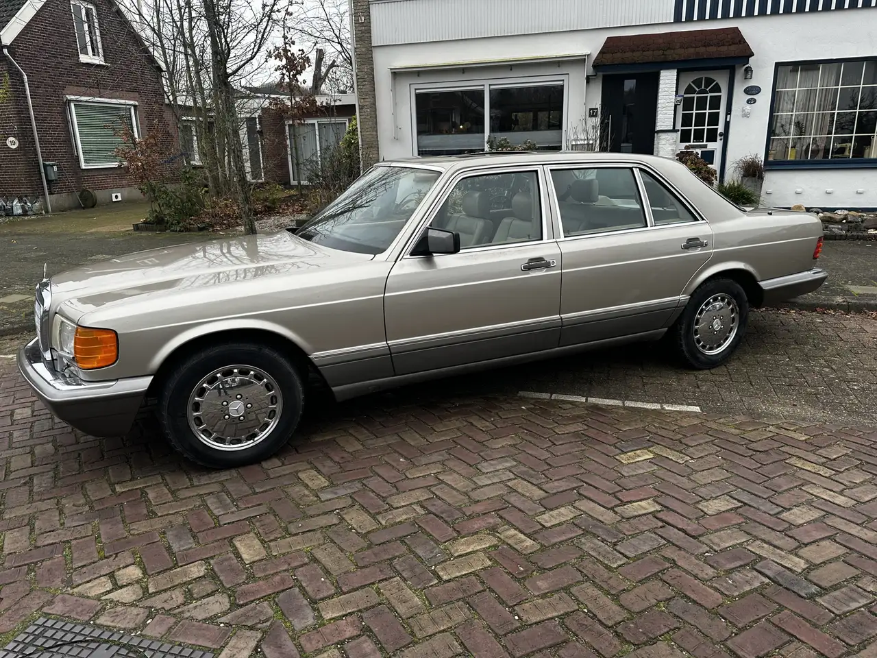 Mercedes-Benz S 560 SEL, foto 5