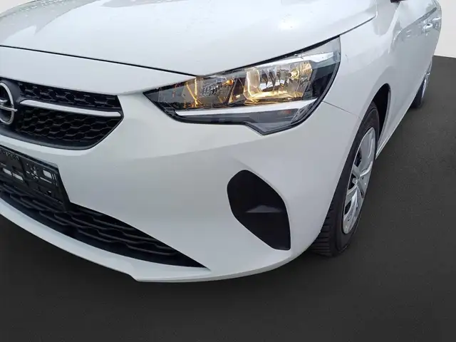 Opel Corsa view 9