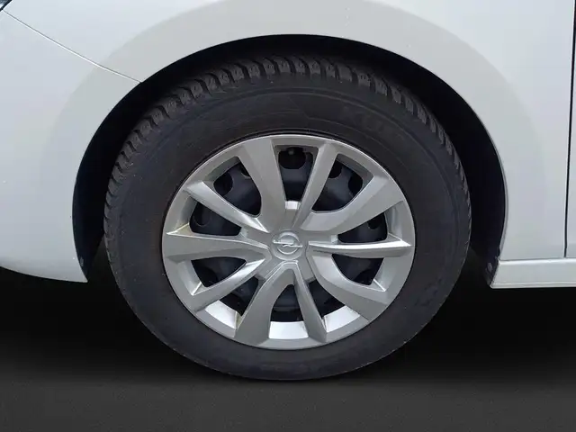 Opel Corsa view 8