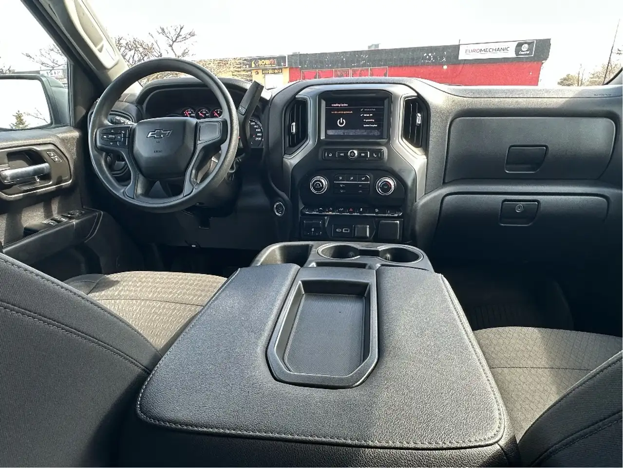 Chevrolet Silverado 1500 снимка Chevrolet Silverado 1500