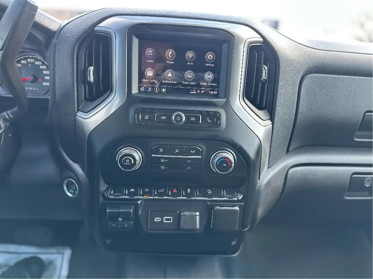 Chevrolet Silverado 1500 снимка Chevrolet Silverado 1500