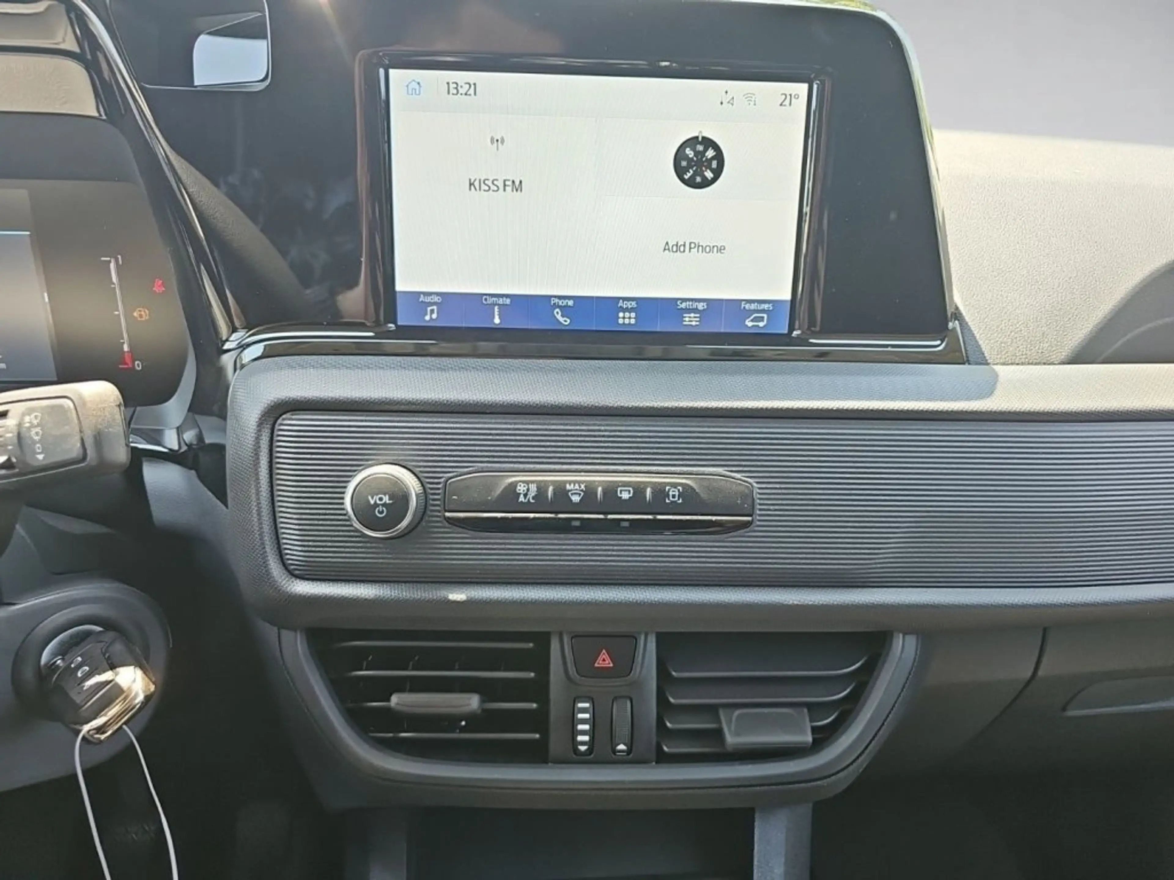 Ford Transit Courier Kasten Trend 1,0L Eboost 100PS M FWD — photo 10