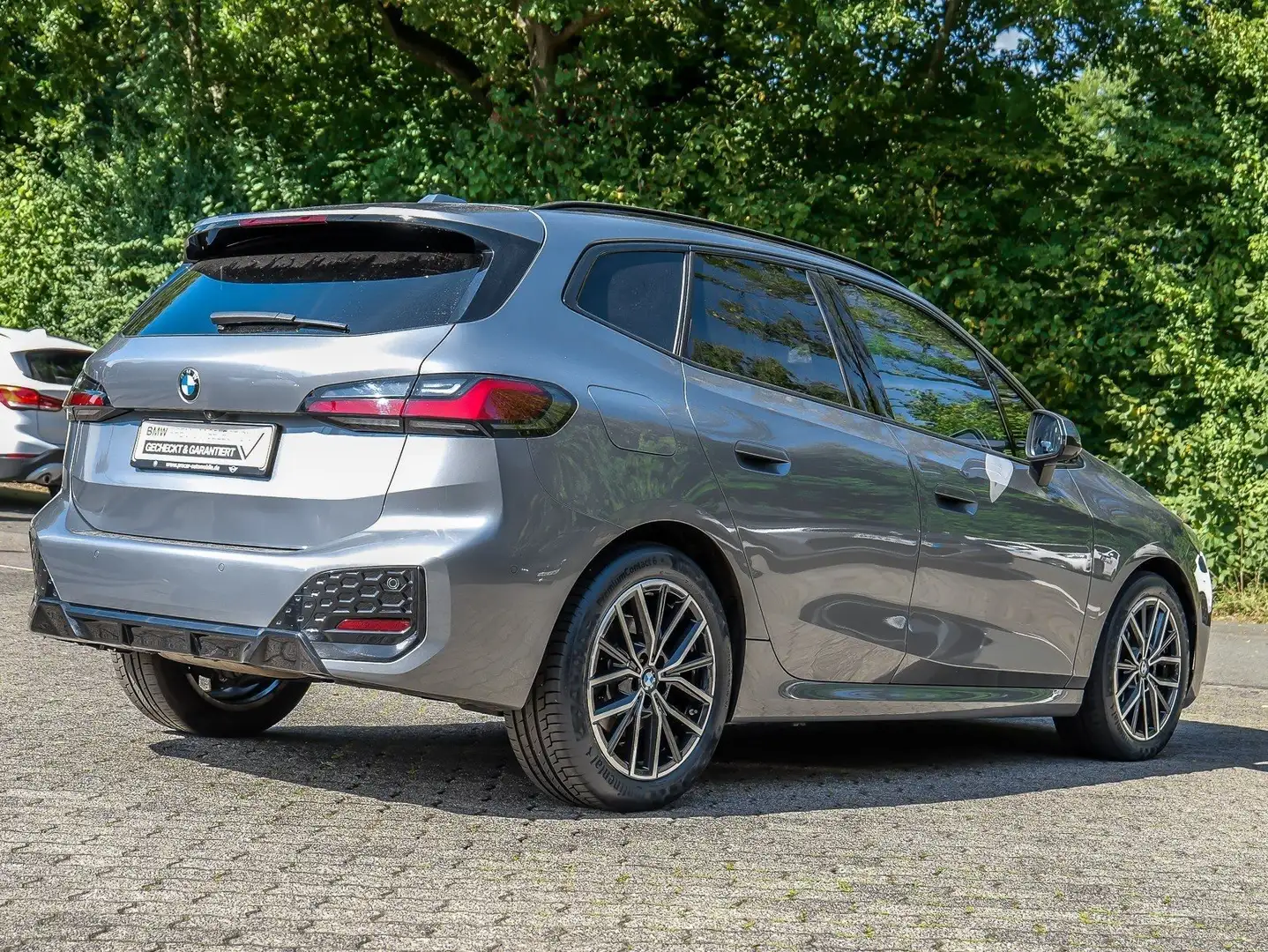 BMW 218 d M Sport LC Prof.. AHK Head-Up Pano  Komfortzg. Grigio - 2