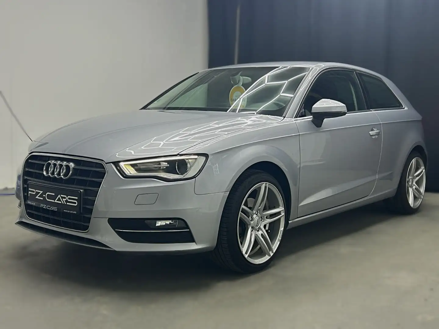 Audi A3 1.4 S-Tronic|Xenon|Navi|Einpark|Sitzhei|Tempo Silber - 1