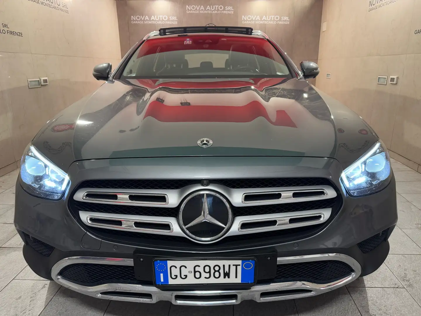 Mercedes-Benz E 220 E SW All-Terrain 220 d Premium Plus 4matic IVA22% Gris - 1