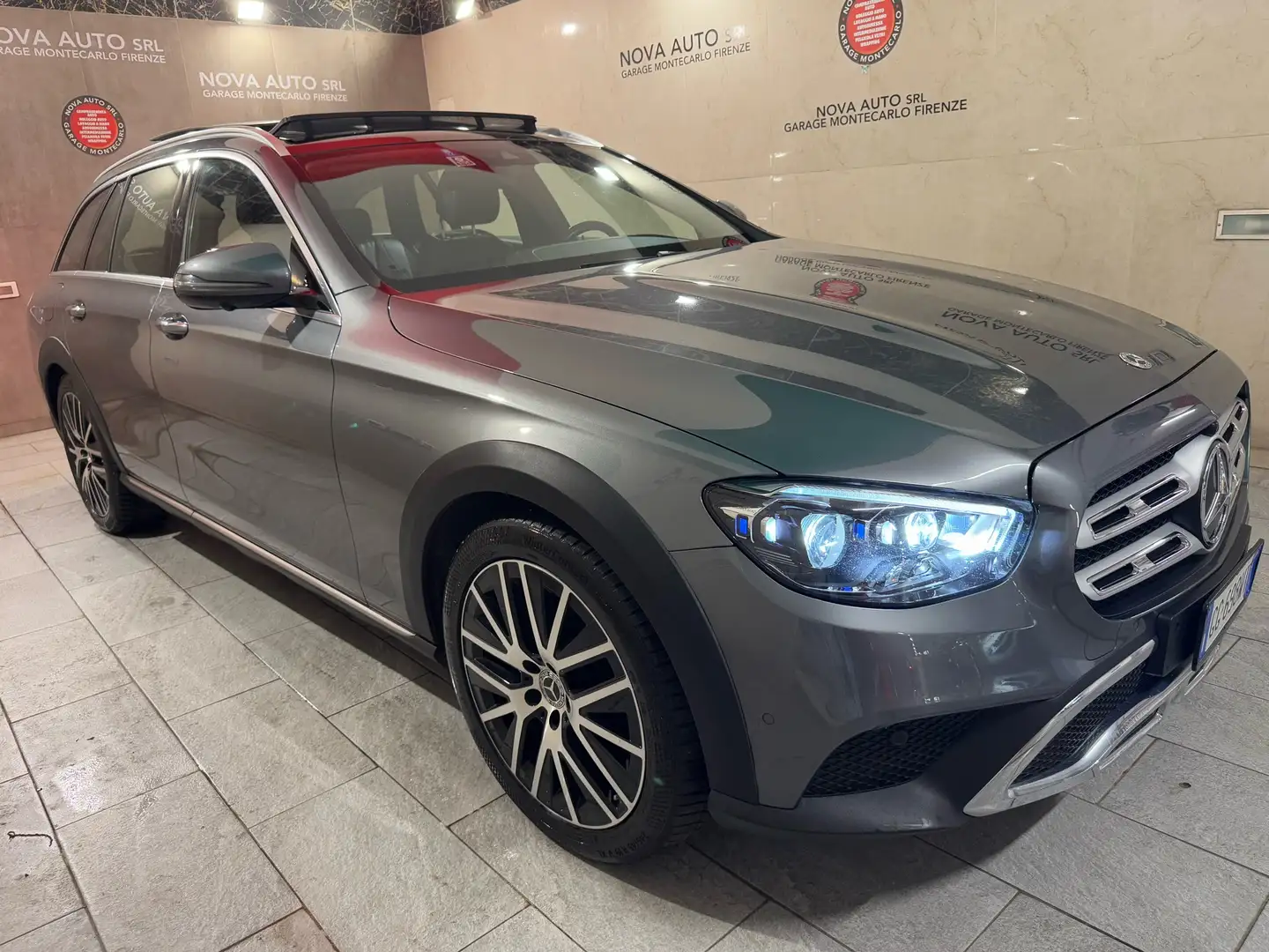 Mercedes-Benz E 220 E SW All-Terrain 220 d Premium Plus 4matic IVA22% Gris - 2