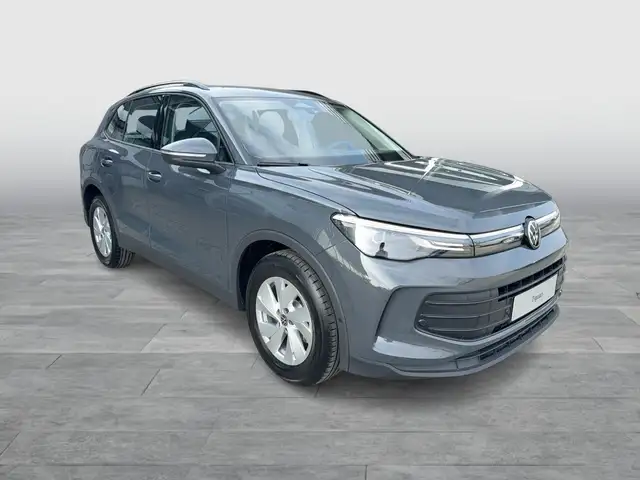 Volkswagen Tiguan view 7