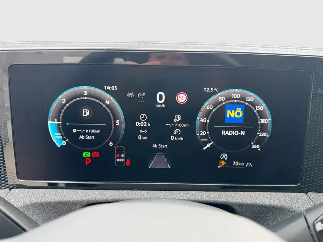 Volkswagen Tiguan view 13