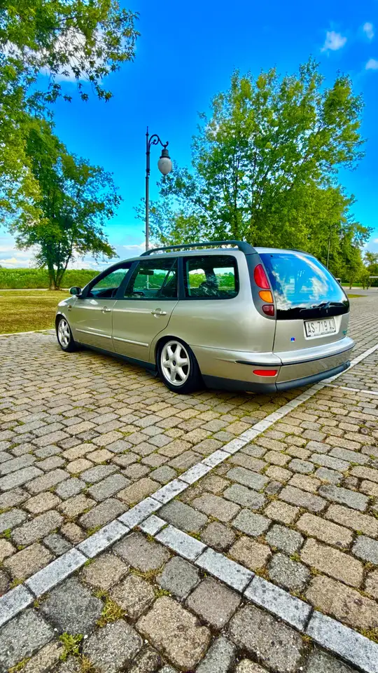 Fiat Marea Weekend 1.8 16v HLX, foto 3