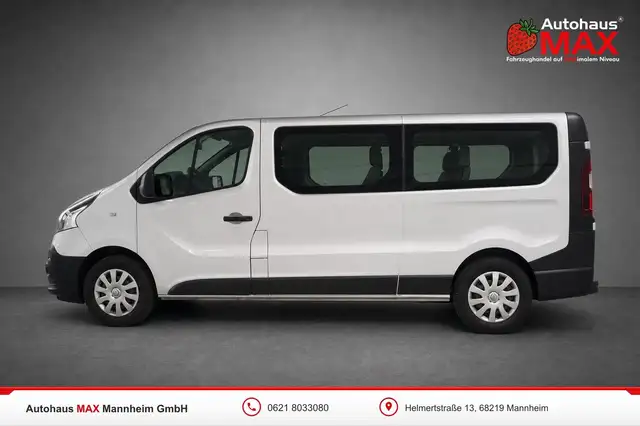 Renault Trafic view 2