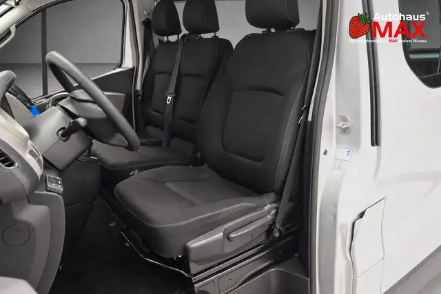 Renault Trafic view 13