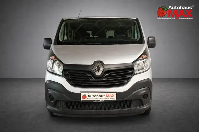 Renault Trafic view 9