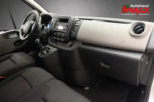 Renault Trafic view 14
