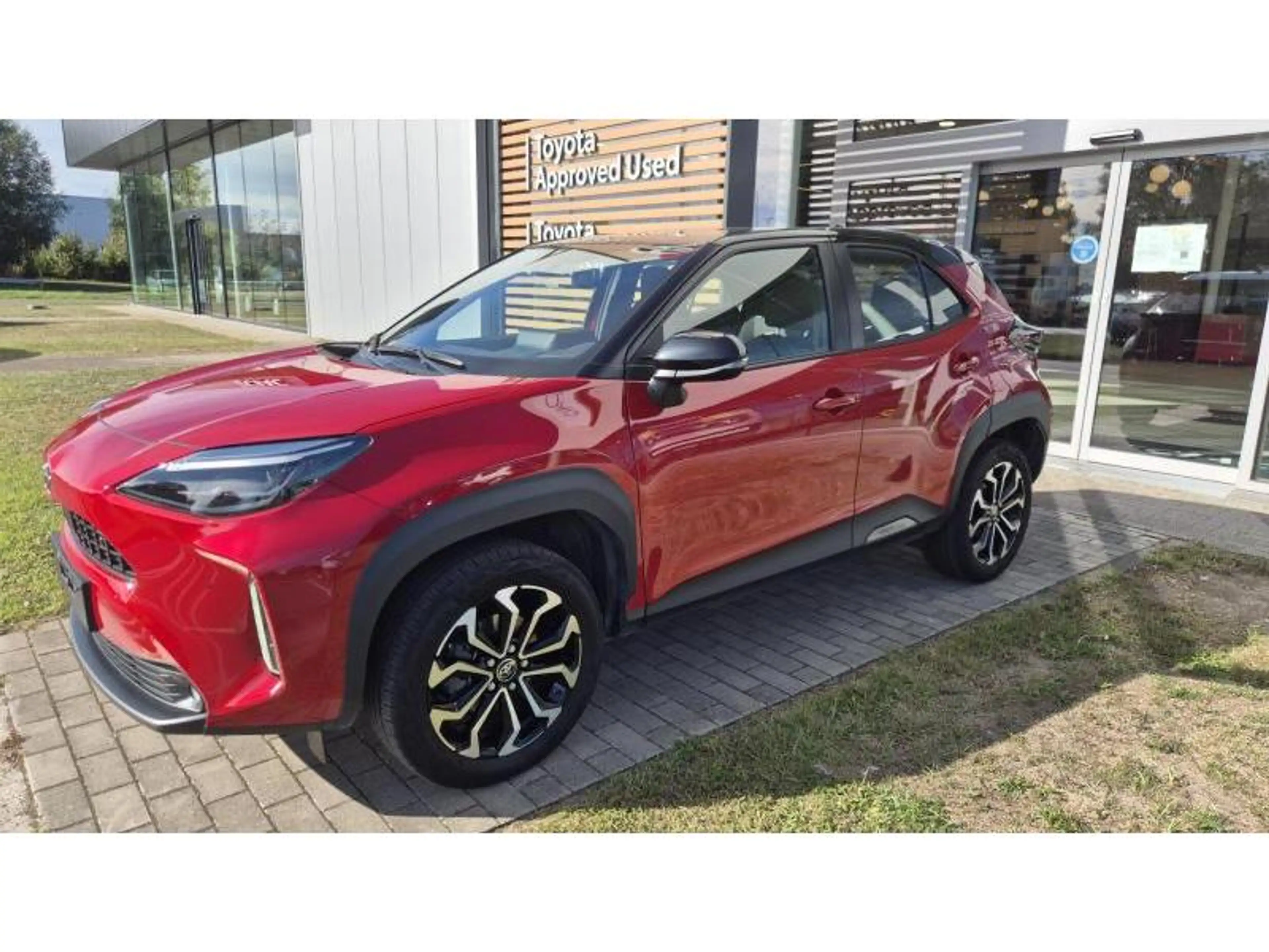 Toyota Yaris Cross Dynamic Plus Bi-Tone — photo 10
