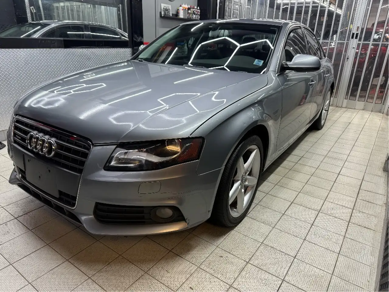 Audi A4 снимка Audi A4