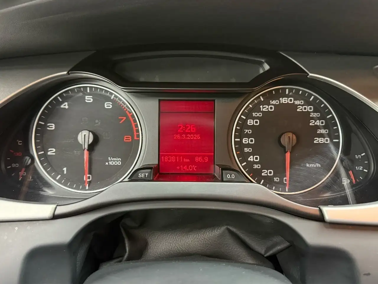 Audi A4 снимка Audi A4