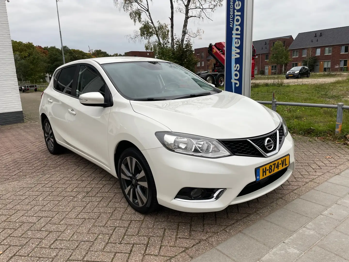 Nissan Pulsar 1.2 DIG-T N-Connecta Wit - 2