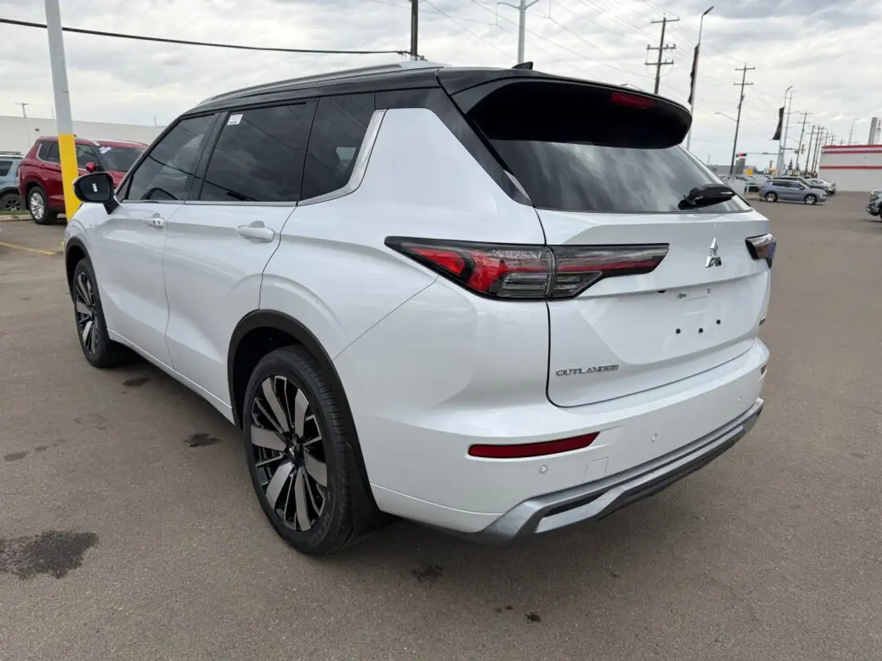 Mitsubishi Outlander снимка Mitsubishi Outlander