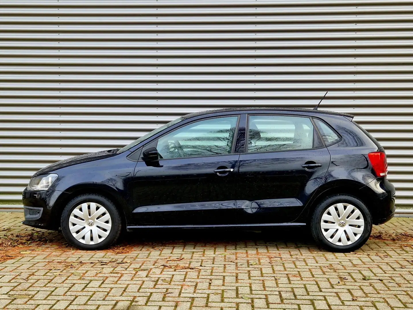 Volkswagen Polo 1.2-12V Trendline Zwart - 2