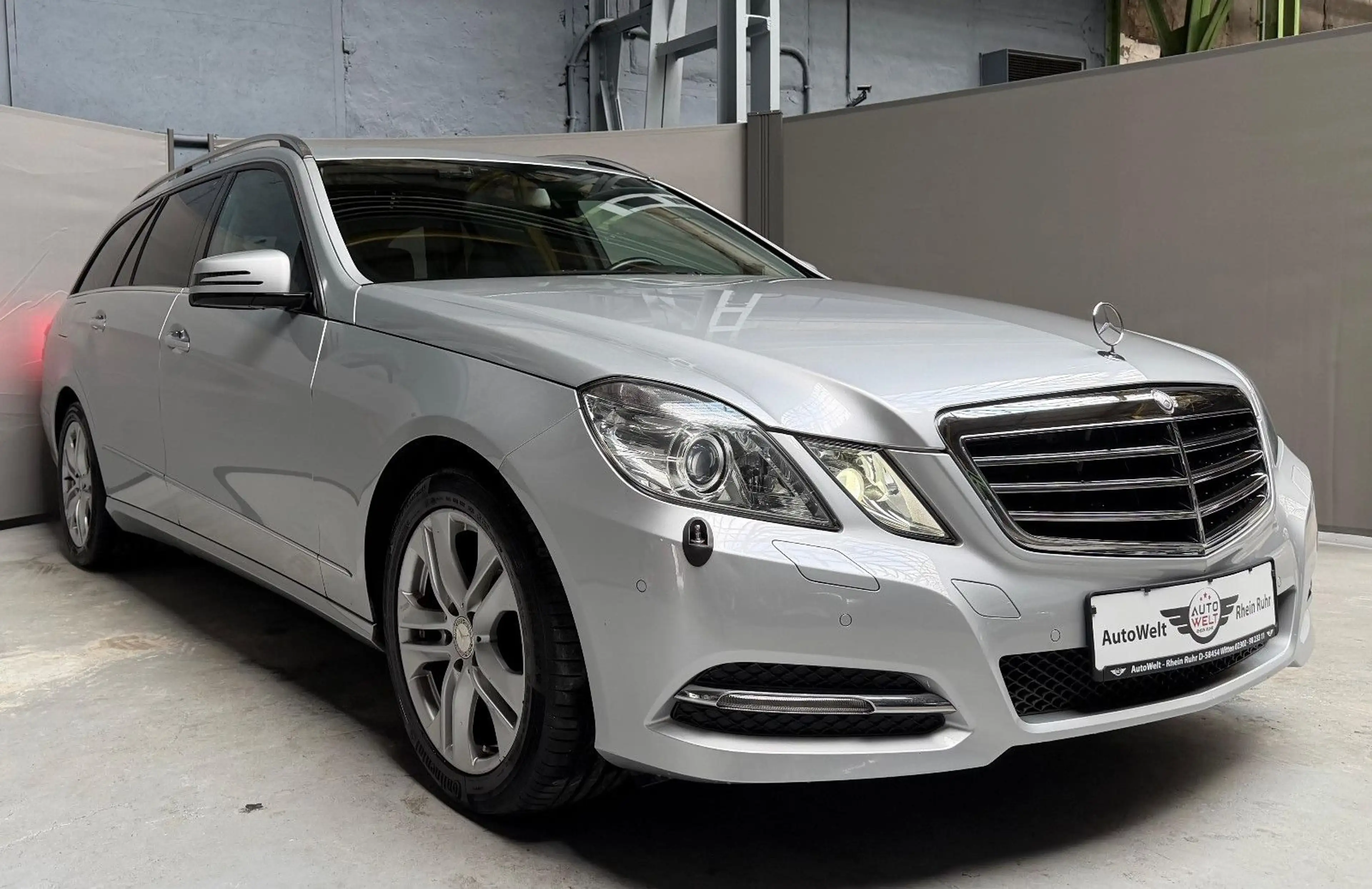 Mercedes-Benz E 350 T E 4Matic Keyless-Go Leder Bi-Xenon — photo 2