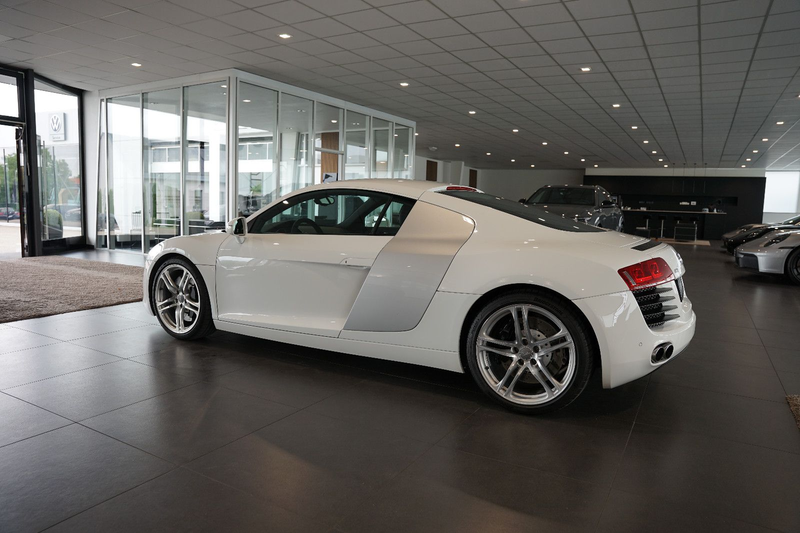 Audi R8 Coupé 4.2 FSI quattro | Schaltgetriebe — photo 2