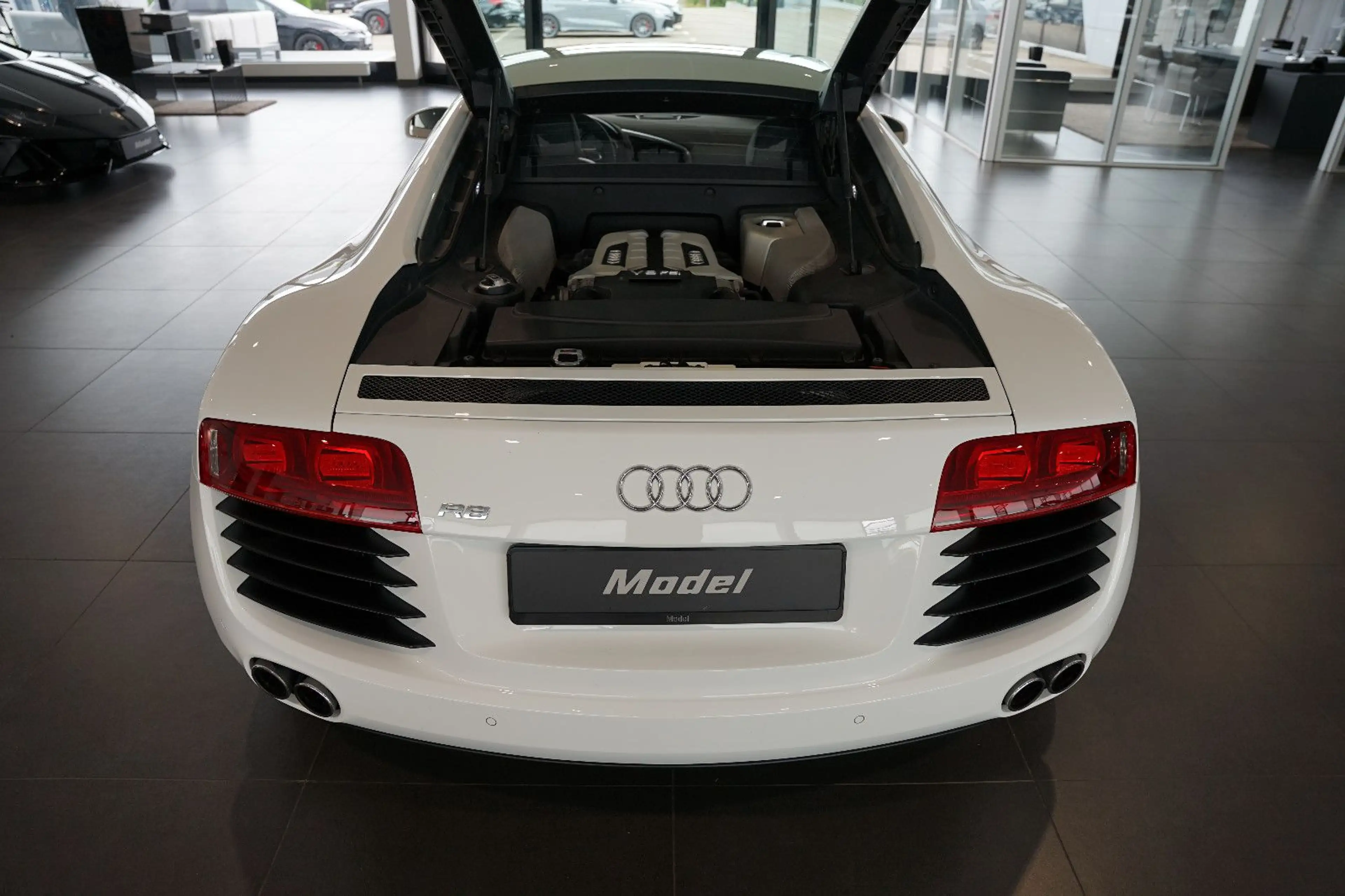 Audi R8 Coupé 4.2 FSI quattro | Schaltgetriebe — photo 8
