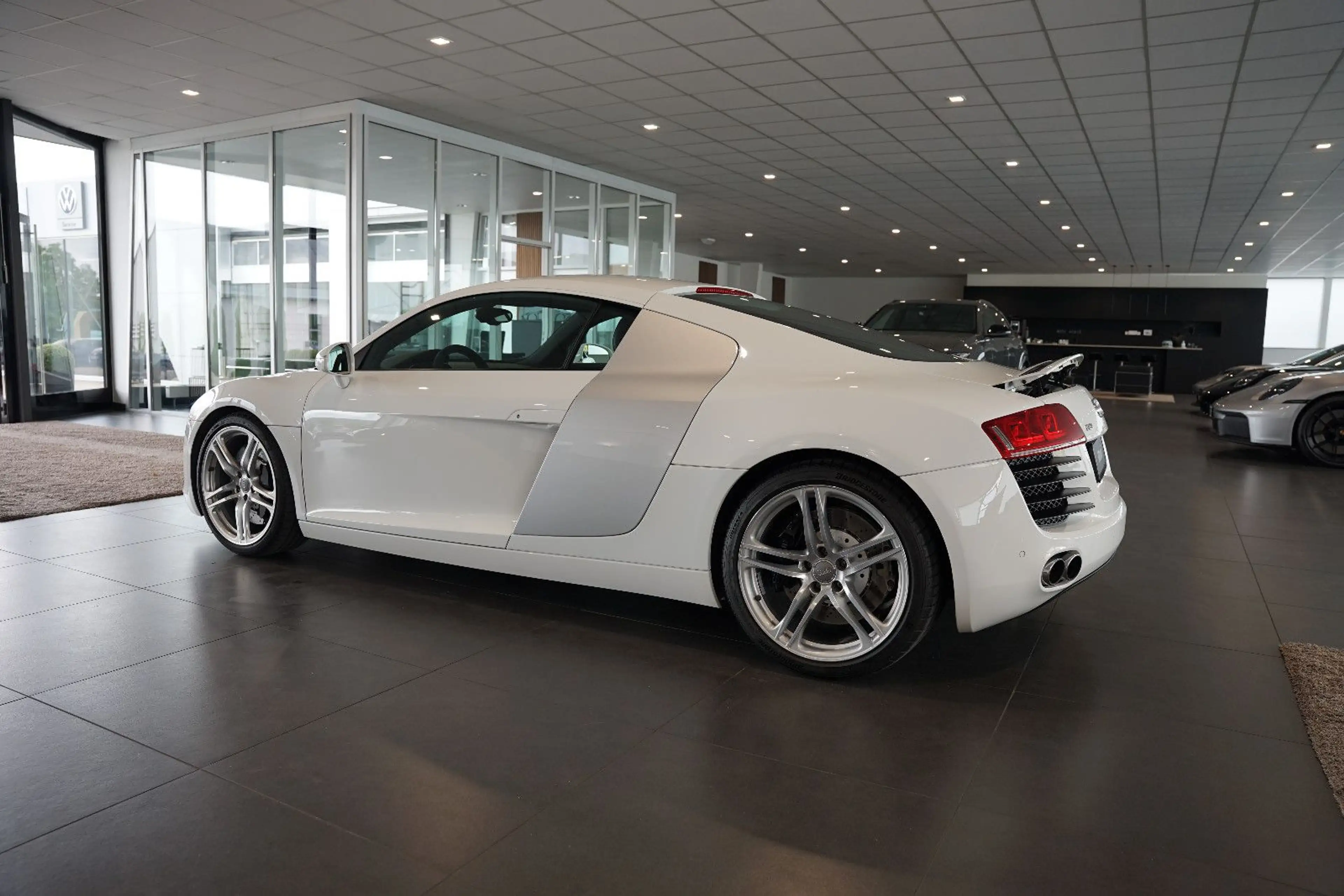 Audi R8 Coupé 4.2 FSI quattro | Schaltgetriebe — photo 3