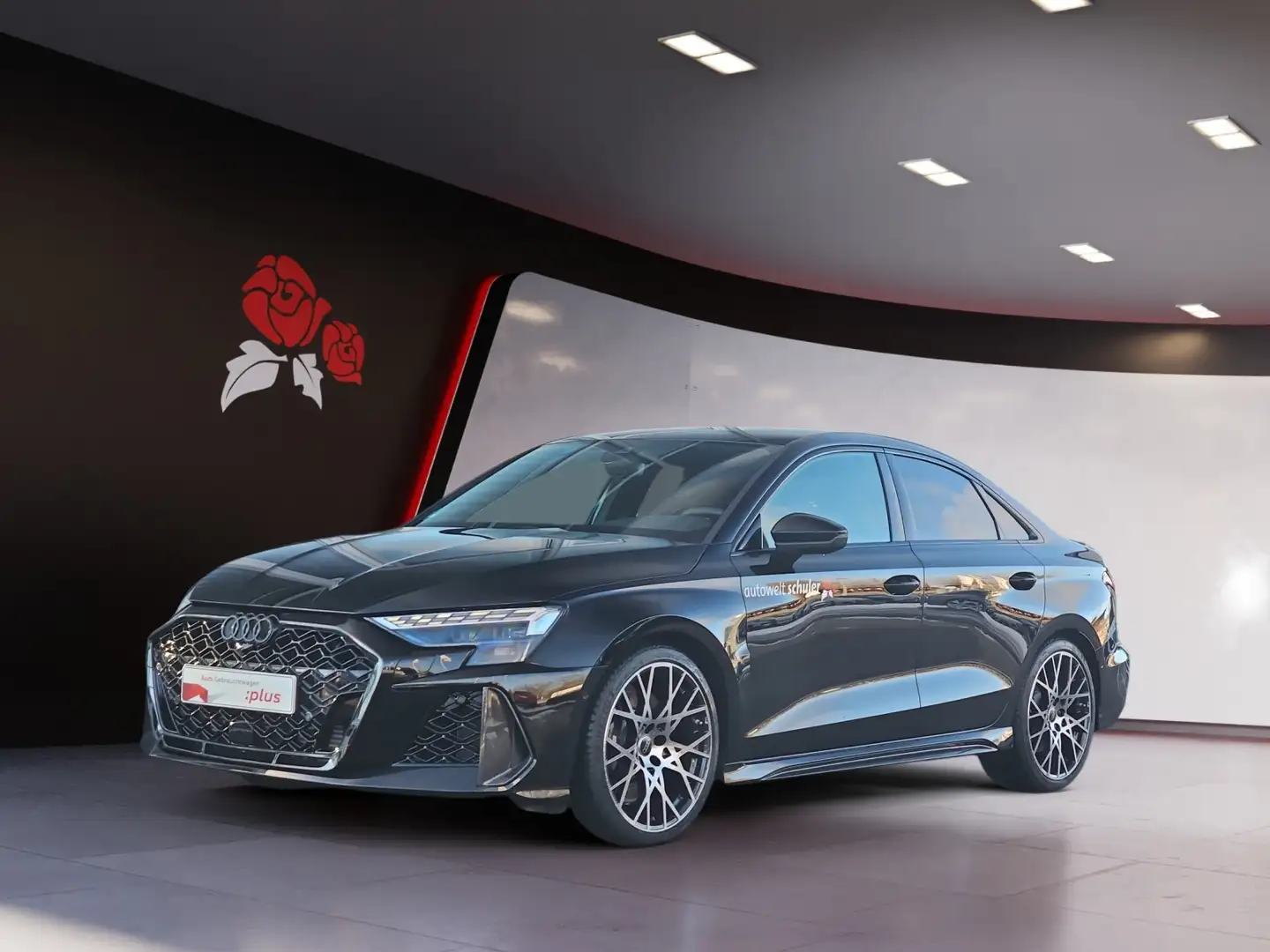 Audi RS3 Limousine 2.5 TFSI quattro SONOS Matrix-LED Schal Noir - 2